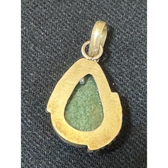 Vintage Teardrop Green Stone Pendant With Intricate Silver Accents - Picture 5 of 6